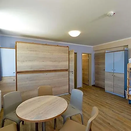 Haus Klaarstrand بيت شباب