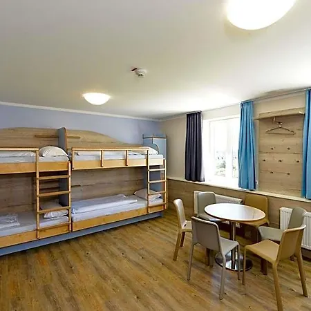 Haus Klaarstrand بيت شباب *