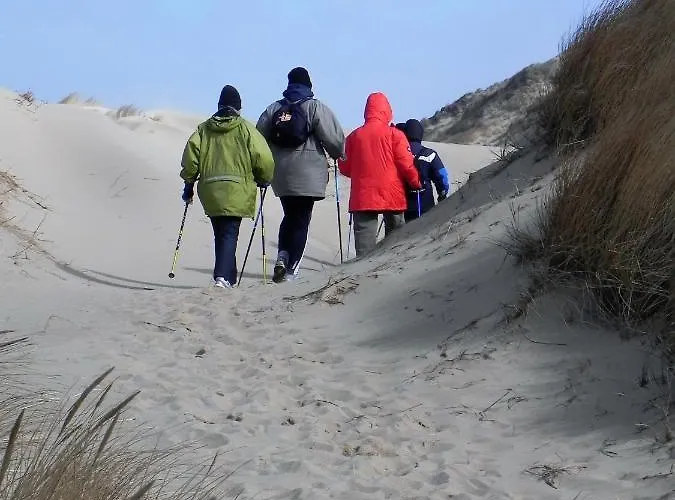 Haus Klaarstrand 旅馆 *